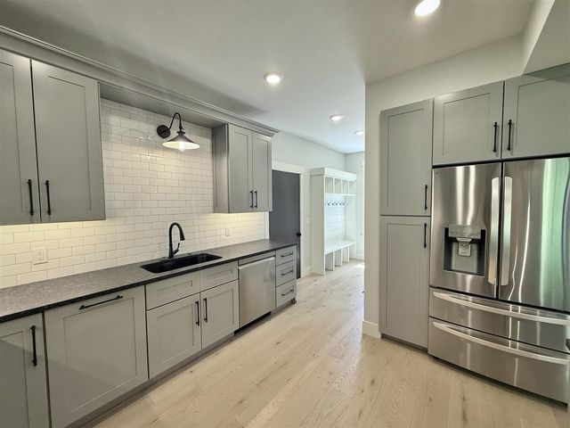 3352 White Eagle, Muskegon, MI 49442