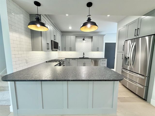 3352 White Eagle, Muskegon, MI 49442