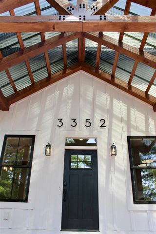 3352 White Eagle, Muskegon, MI 49442