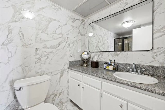 18958 Sherman 19, Reseda, CA 91335