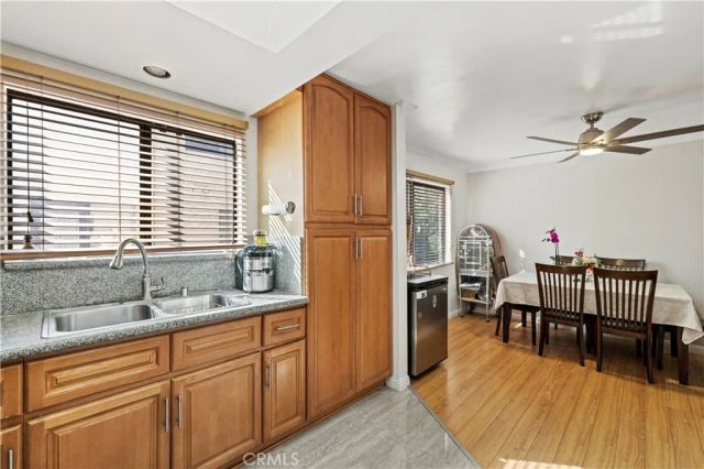 18958 Sherman 19, Reseda, CA 91335