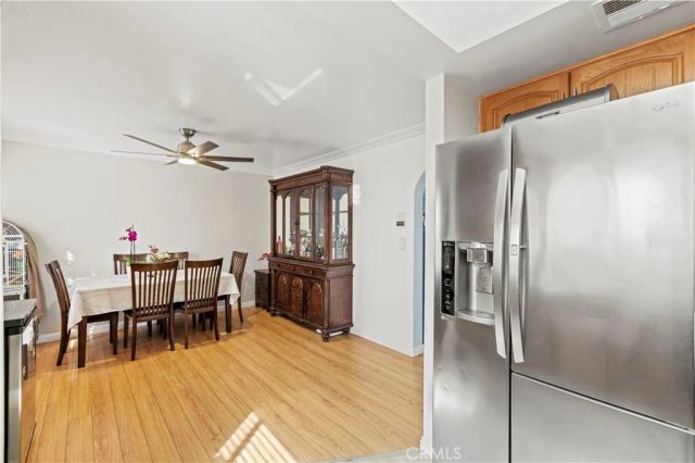 18958 Sherman 19, Reseda, CA 91335