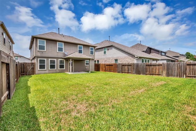 2268 Garganey Lane, Conroe, TX 77385