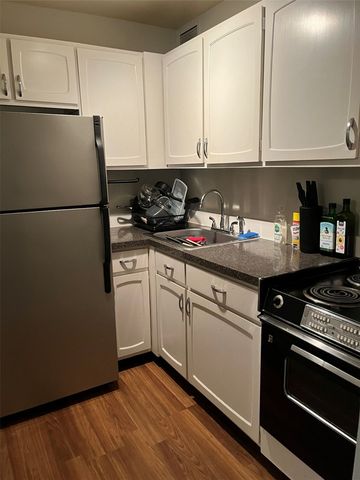 777 N Michigan Avenue 1504, Chicago, IL 60611
