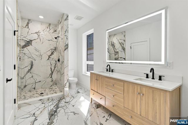 17-19 Seymour Avenue, Newark, NJ 07108