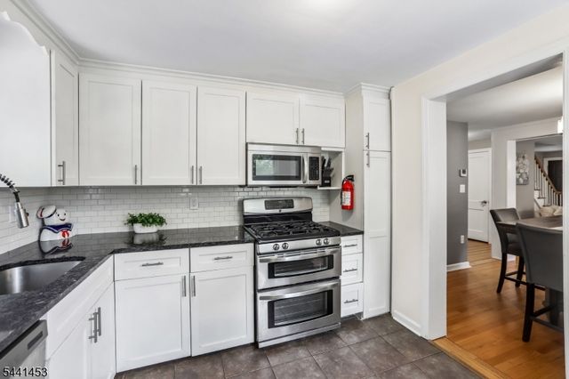 1661 Ramapo Way, Scotch Plains Twp., NJ 07076