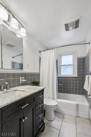 1661 Ramapo Way, Scotch Plains Twp., NJ 07076