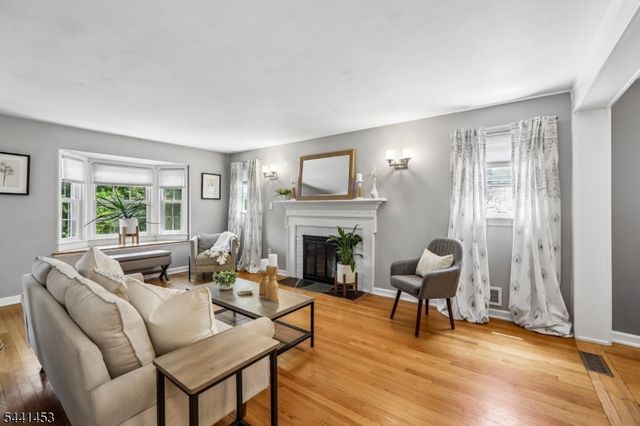 1661 Ramapo Way, Scotch Plains Twp., NJ 07076