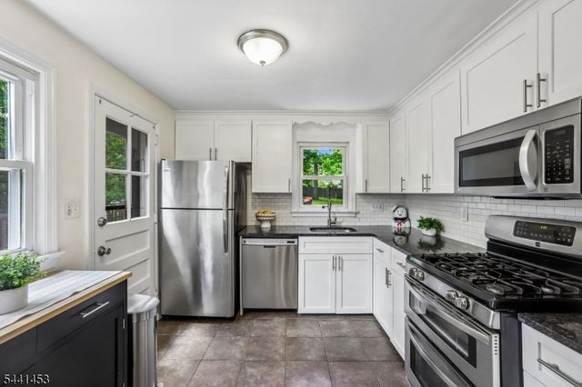 1661 Ramapo Way, Scotch Plains Twp., NJ 07076