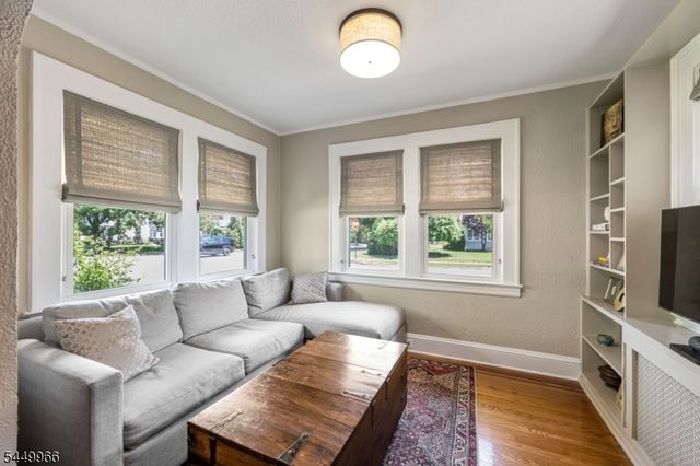 644 Linwood Ave, Ridgewood Village, NJ 07450
