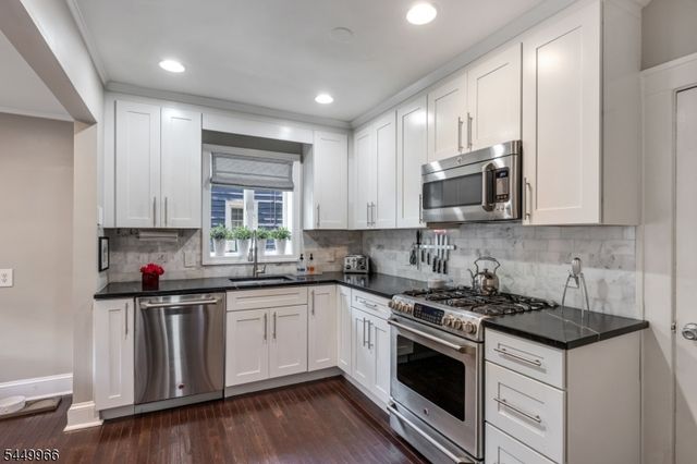 644 Linwood Ave, Ridgewood Village, NJ 07450