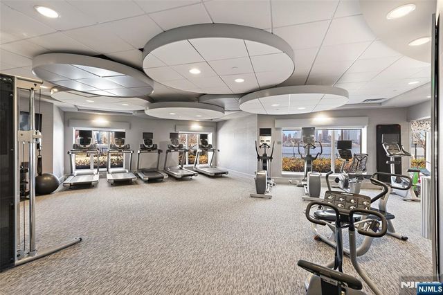 100 Eton Row 604, Weehawken, NJ 07086