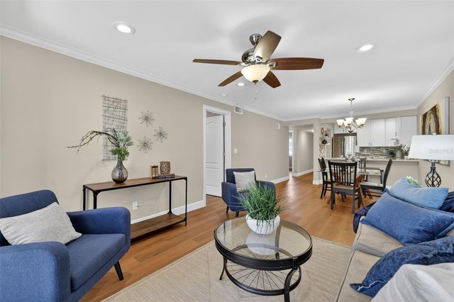 731 83RD AVENUE N 105, St Petersburg, FL 33702