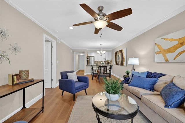 731 83RD AVENUE N 105, St Petersburg, FL 33702