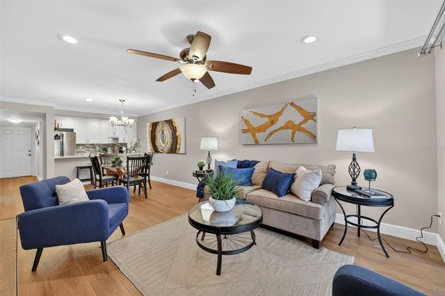 731 83RD AVENUE N 105, St Petersburg, FL 33702