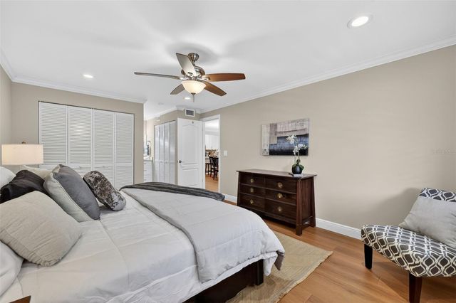 731 83RD AVENUE N 105, St Petersburg, FL 33702