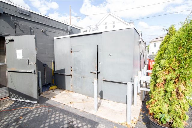 371 Smith Street, Providence, RI 02908