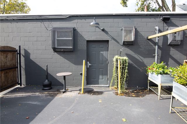 371 Smith Street, Providence, RI 02908