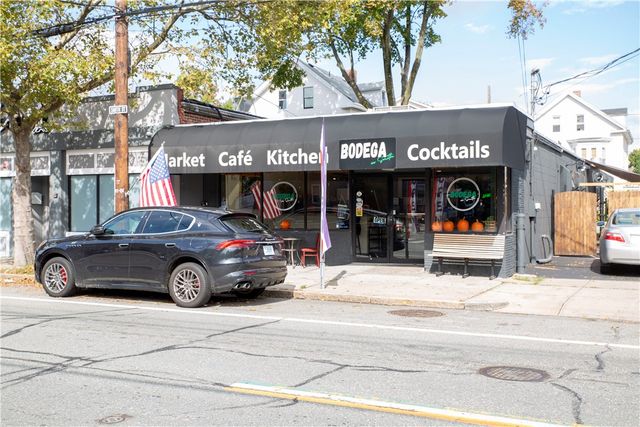 371 Smith Street, Providence, RI 02908