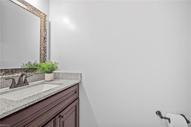 2785 Inglewood LN, Virginia Beach, VA 23456