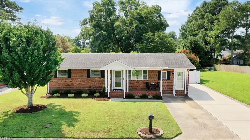 1439 Lipton CIR, Suffolk, VA 23434