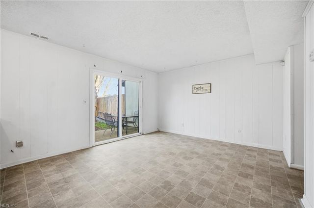 4232 Maplehurst RD, Virginia Beach, VA 23462