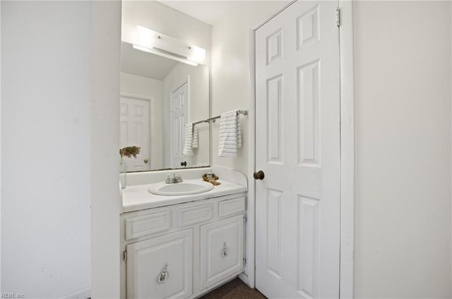 4232 Maplehurst RD, Virginia Beach, VA 23462