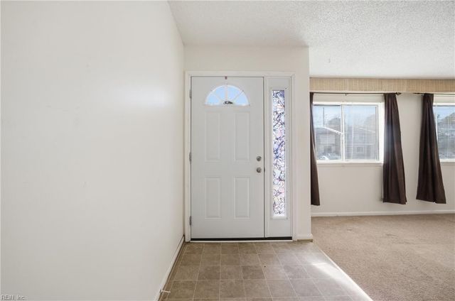 4232 Maplehurst RD, Virginia Beach, VA 23462