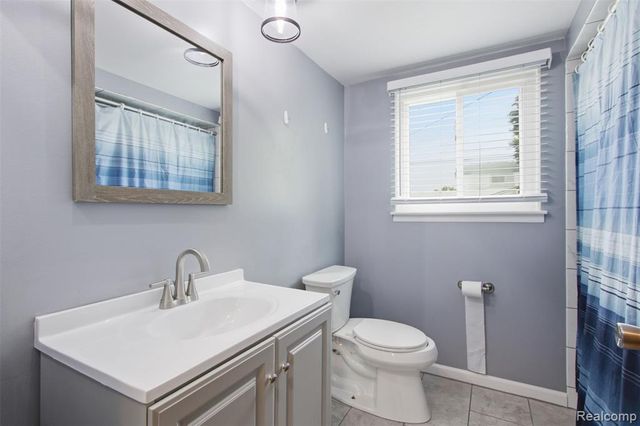 23707 Thornton Street, Clinton Township, MI 48035
