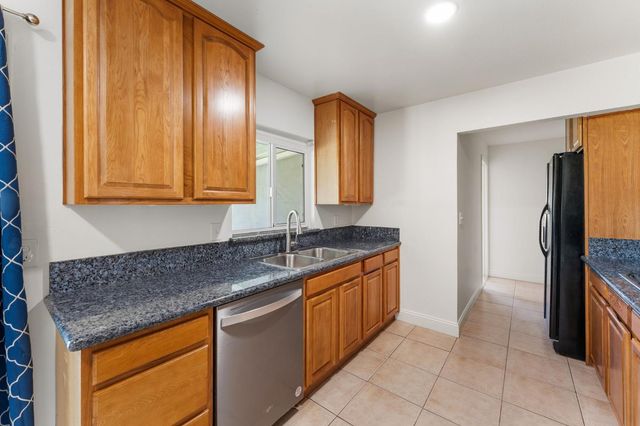 1114 Park Blvd, West Sacramento, CA 95691