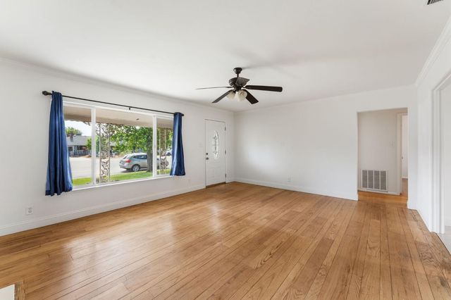 1114 Park Blvd, West Sacramento, CA 95691