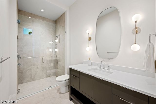 444 Orchid DR, Naples, FL 34102