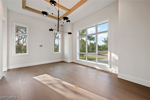 444 Orchid DR, Naples, FL 34102