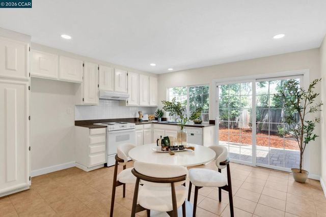 32 Yale Ct, San Ramon, CA 94583