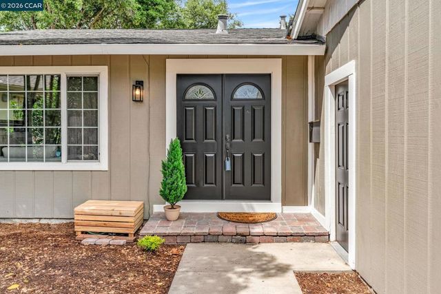 32 Yale Ct, San Ramon, CA 94583