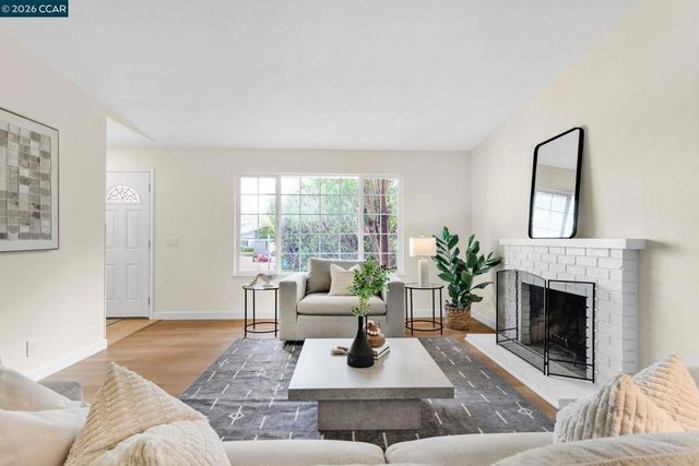 32 Yale Ct, San Ramon, CA 94583