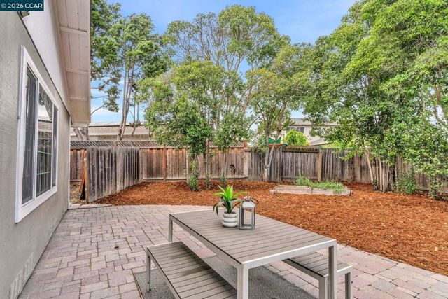 32 Yale Ct, San Ramon, CA 94583