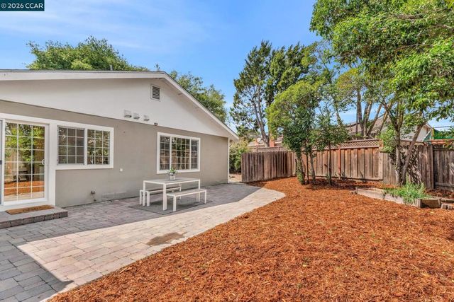 32 Yale Ct, San Ramon, CA 94583