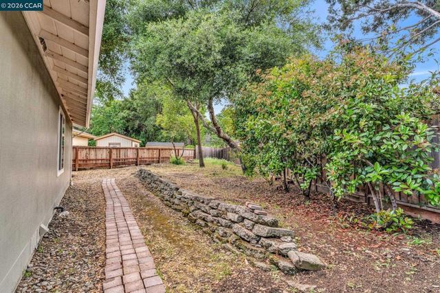 32 Yale Ct, San Ramon, CA 94583