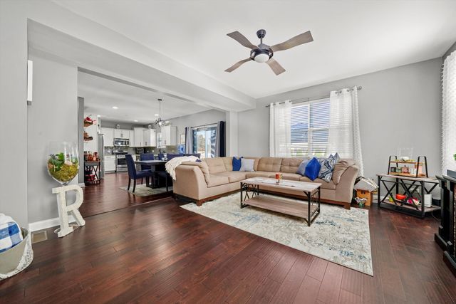 749 N Misty Ridge Drive, Romeoville, IL 60446