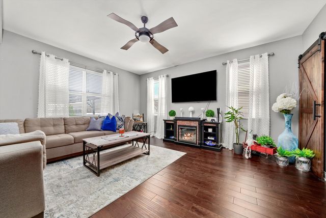 749 N Misty Ridge Drive, Romeoville, IL 60446