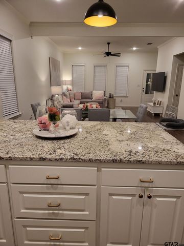 1683 Alamo Crossing, Tyler, TX 75701