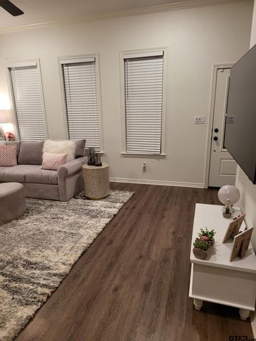 1683 Alamo Crossing, Tyler, TX 75701