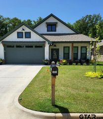 1683 Alamo Crossing, Tyler, TX 75701