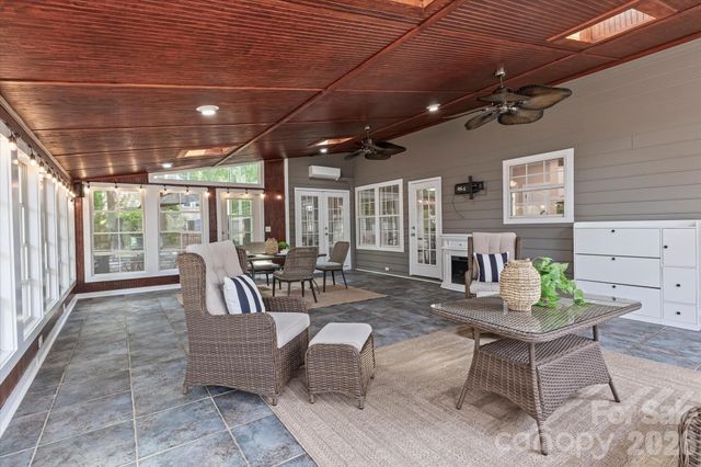 122 Lake Pine Road, Mooresville, NC 28117