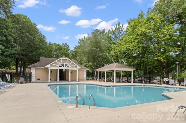 122 Lake Pine Road, Mooresville, NC 28117
