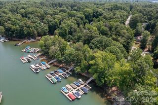 122 Lake Pine Road, Mooresville, NC 28117