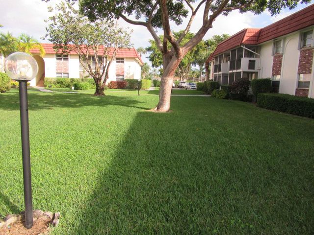 22755 SW 66th Avenue 103, Boca Raton, FL 33428