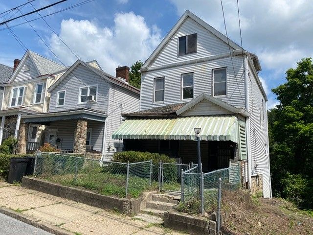 111 Marie Ave, Avalon, PA 15202