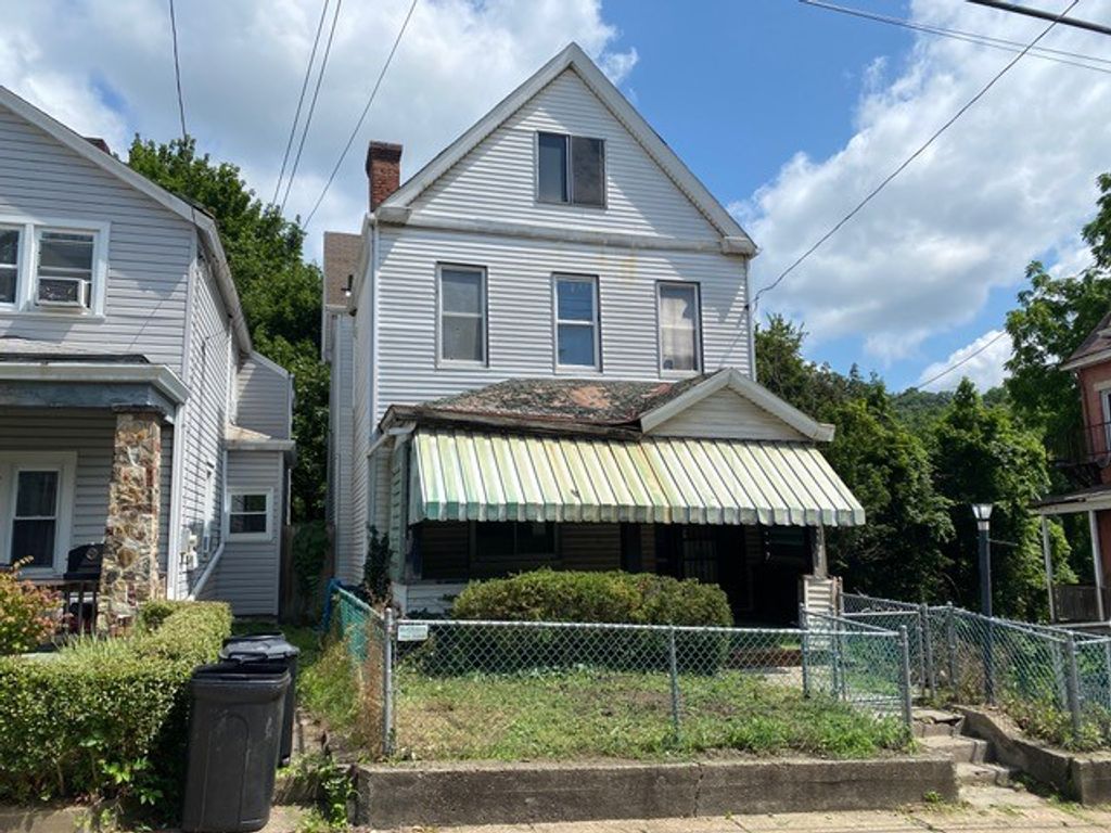 111 Marie Ave, Avalon, PA 15202